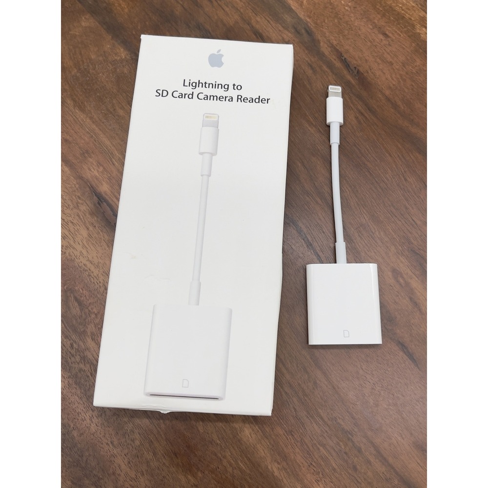 Apple Lightning to SD Card Camera Reader MD822ZM A White Adapter Photography